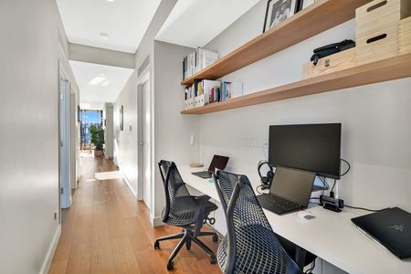 2 Bed + Study Penthouse with House Like Proportions - Photo 5