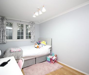 4 bedroom detached house to rent - Photo 4