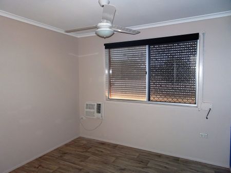 11 Paradise Street, 4740, South Mackay - Photo 2