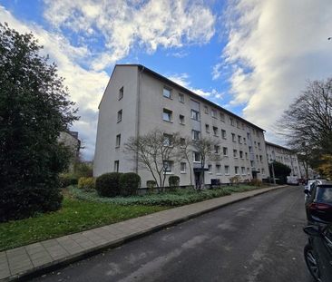 Neues Bad, schicke neue Vinyl-Böden, 3-Zimmer in Düsseldorf-Holthausen - Foto 2