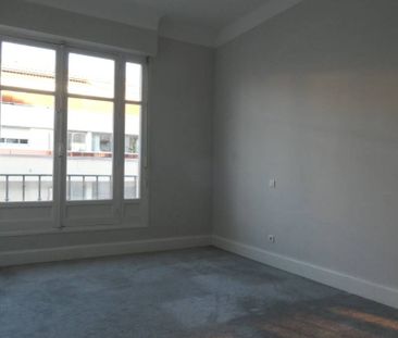 Location Appartement 3 pièces 85m² BAYONNE 64100 - Photo 5