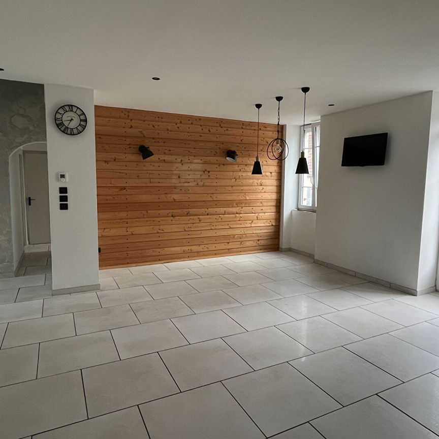 Location Appartement 5 pièces 132m² - Photo 1