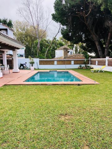 Alquiler de casa o chalet independiente en Lugar Urbanizacion Costabella, 31 - Photo 2