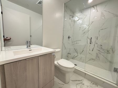 For Lease - 8 Interchange Way Unit# 2001, Vaughan, Ontario - Photo 5