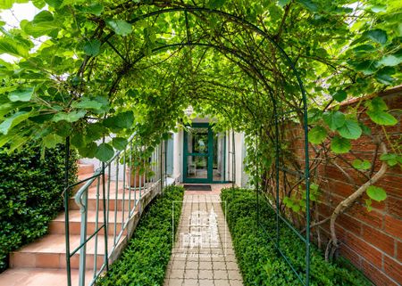 Tout savoir sur cette maison à Garches - Photo 2