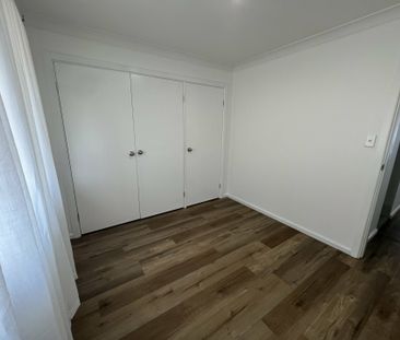 Modern 2 Bedroom Unit - Photo 4