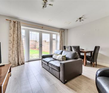 Chelmsford Road, N14, London - Photo 2