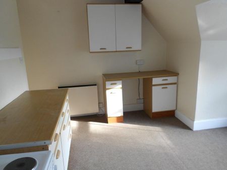 1 bedroom apartment to rent - Photo 2