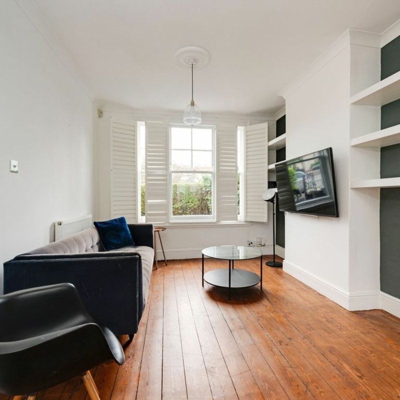 Barlby Gardens - Photo 1