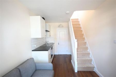 1 bedroom flat to rent - Photo 4