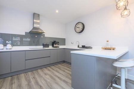 1 bedroom flat to rent - Photo 4