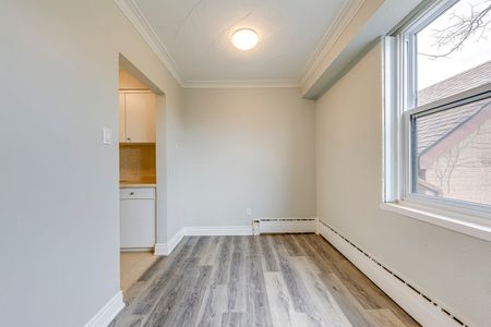 For Lease - 17 Station Road Unit# #11, Toronto, Ontario - Photo 2
