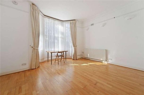 Flat G, Colville Gardens, London, W11 - Photo 1