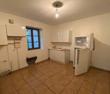Montélimar - Maison à louer - 5 pièces - 121 m² - 1 110 € - Photo 2
