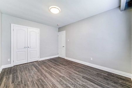 For Lease - 39 Aveline Crescent Unit# Main, Toronto, Ontario - Photo 2