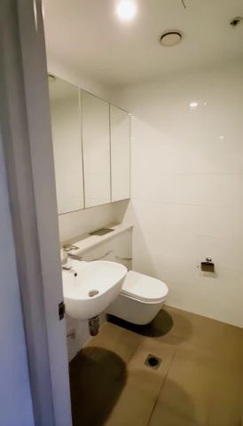 23 Hatbox Place, Sydney - Photo 2