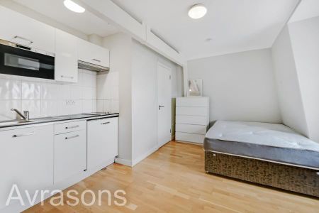 Studio to rent - Photo 2