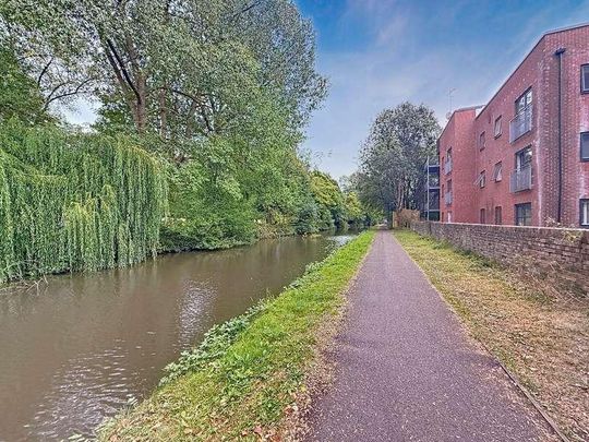 Penstock Drive, Stoke-on-trent Hanley, Stg, ST4 - Photo 1