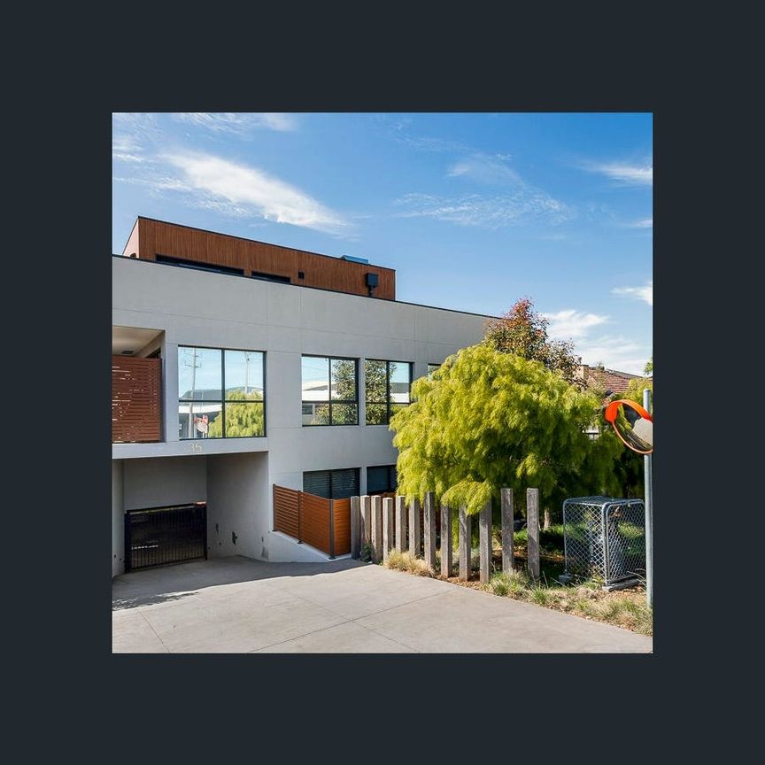 Modern Apartment Living - Photo 1