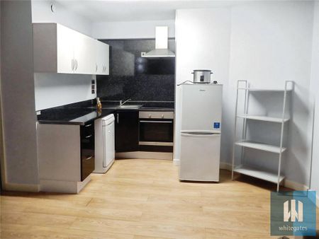 2 bedroom apartment to rent - Photo 3