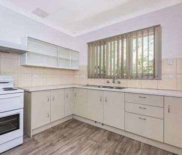 Charming 3x1 - Photo 1