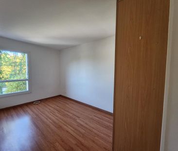 Location Appartement 4 pièces 87m² BAYONNE 64100 - Photo 4