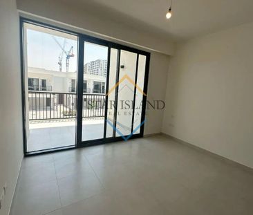 Brand New | Single Row | Ready To Move In - Photo 2