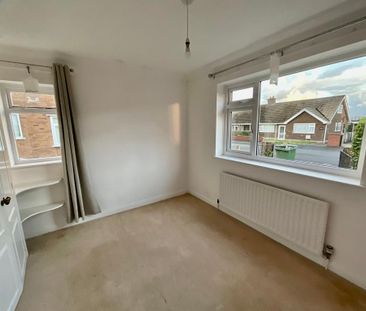 2 bedroom semi-detached bungalow to rent - Photo 6