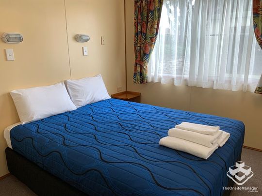 Gold Coast Long Term Rental, 2BR Villa, Min 4 month stay, Partly Furnished - Photo 1