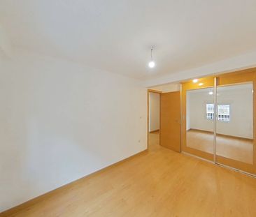 Piso de alquiler en Villaverde Alto - Photo 2