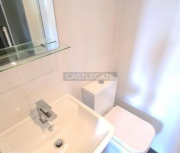 6 bedroom flat share to rent - Photo 4