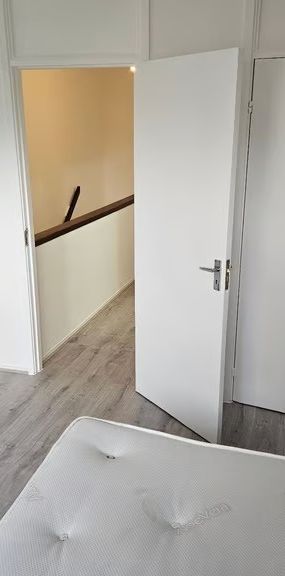 Room in a Shared Flat, Greyhound Road, W6 - Photo 1