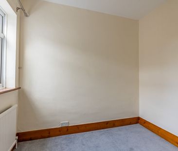 2 bedroom property to rent, Available unfurnished now - Photo 5