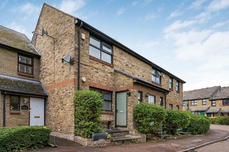 1 bedroom ground floor flat to rent - Photo 5