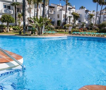 Apartment in Costalita, Costa del Sol - Photo 2