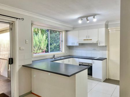 88 Auklet Road, Mount Hutton - Photo 4