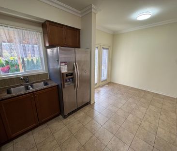 For Lease - 229 Dairy Drive, Toronto, Ontario - Photo 6