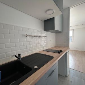 Location Appartement 1 pièce 23m² BORDEAUX 33800 - Photo 2