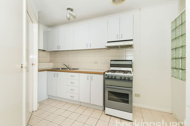 Unit 13/20 Orange Grove, St Kilda East. - Photo 1