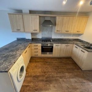 4 Bed Terraced House, Humber Road, CV3 - Photo 1