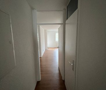 Gut geschnittene 2 Zimmer Wohnung in der Pliensauvorstadt! - Photo 1