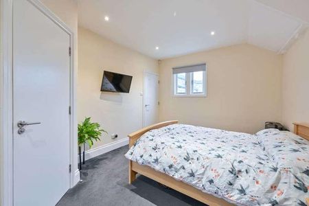 The Old Mill, Gladstone Road, Kingston, KT1 - Photo 2