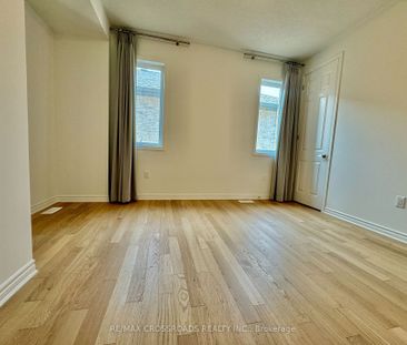 For Lease - 3083 Blazing Star Avenue Unit# Main, Pickering, Ontario - Photo 4