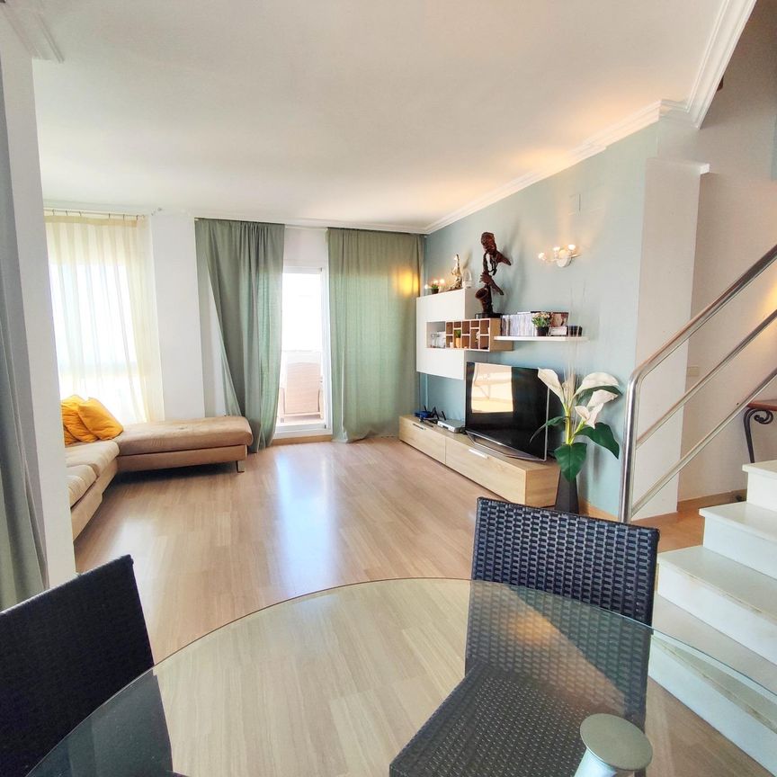 Atico en alquiler en Puerto Marina, Benalmadena - Photo 1