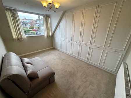 3 bedroom semi-detached house to rent - Photo 4