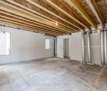 Condo Townhouse For Lease | S9052425 - Photo 2