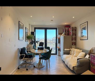 2 Bed Flat, Eastlight Apartments, E1 - Photo 2