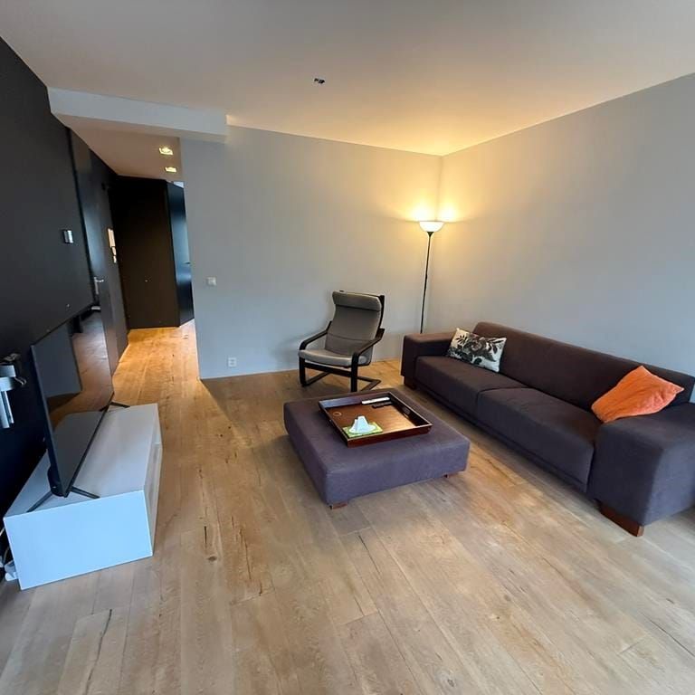 Appartement te huur: Marcantilaan 335 1051 NH Amsterdam - Photo 1