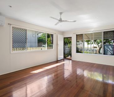 Coastal Convenience Just 50m from the Waterfront - Photo 1