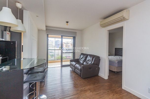 Apartamento com 1 quarto e 56m² para alugar em Petrópolis, Porto Alegre. - Photo 1